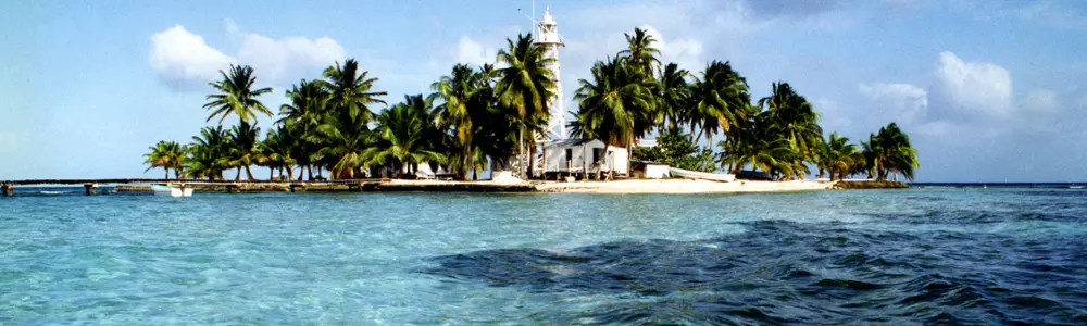 Your perfect cruising itinerary to cruise the Coast of Belize: Lighthouse Reef, Glover Reef, Placencia 